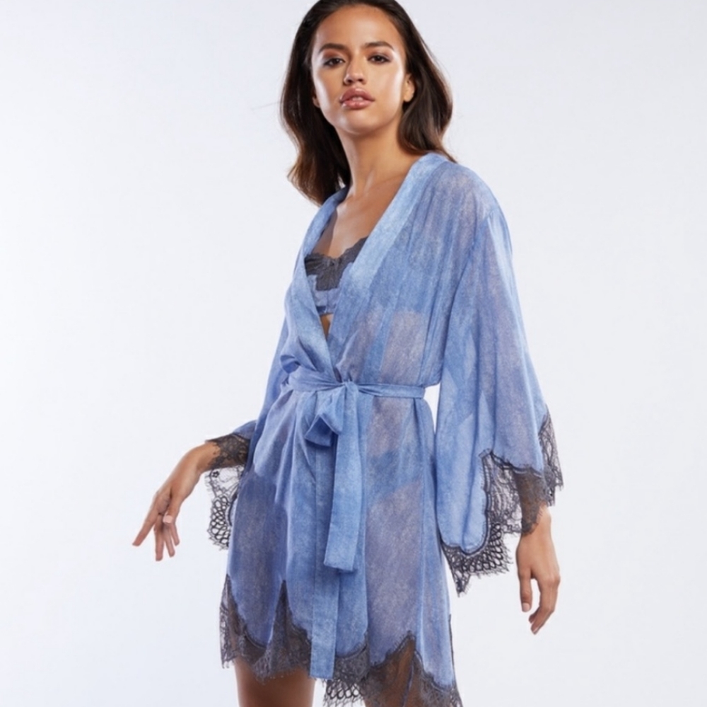 Savage X Fenty Robe and Slip Set